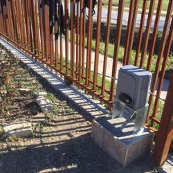 New gate motors $1200 installed 2yr  warranty