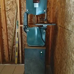 New-ish Bandsaw - 14 Inch 1 HP 