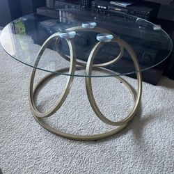 Designer Interlocking Loop Gold Coffee Table with Glass Top (32" x 17.5")