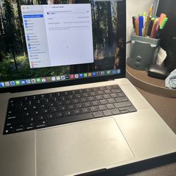 Macbook Pro 16Inch 512GB M4