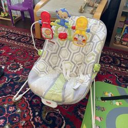 Fisher Price Bouncer 