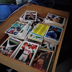 Baseball card lot