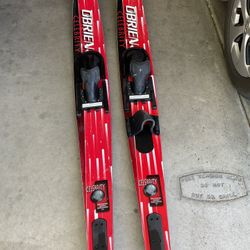 67” OBRIEN celebrity Concave  Water Skis 