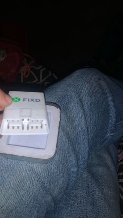 FIXD Clears out check engine in seconds