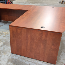 Dania Office Desk Set With Wing