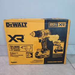Dewalt 20v XR Drill Kit