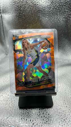 #1371 Paige Bueckers Orange Ice RC
