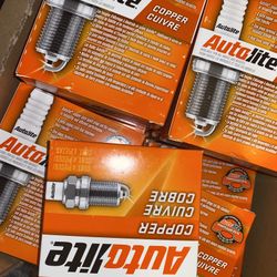 Spark Plugs 4pk