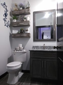 New custom made floating shelfs