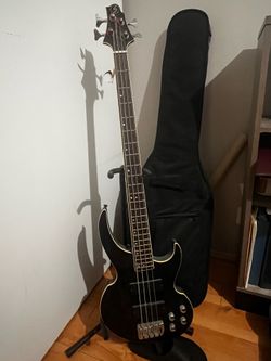 Greg Bennett Design TabuBass
