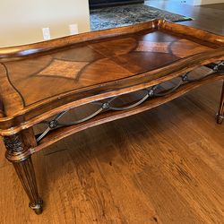 Coffee Table and Side / End Table Living / Formal Room Furniture Set