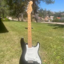 Fender Stratocaster MIM / professionally upgraded