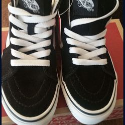 Tenis De Niña Nuevos Size 13 .5