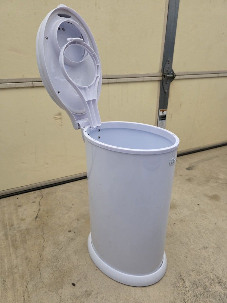 Ubbi Diaper Pail