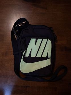 Nike shoulder bag neon green