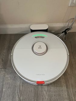 Roborock S7 robot vacuum and mop
