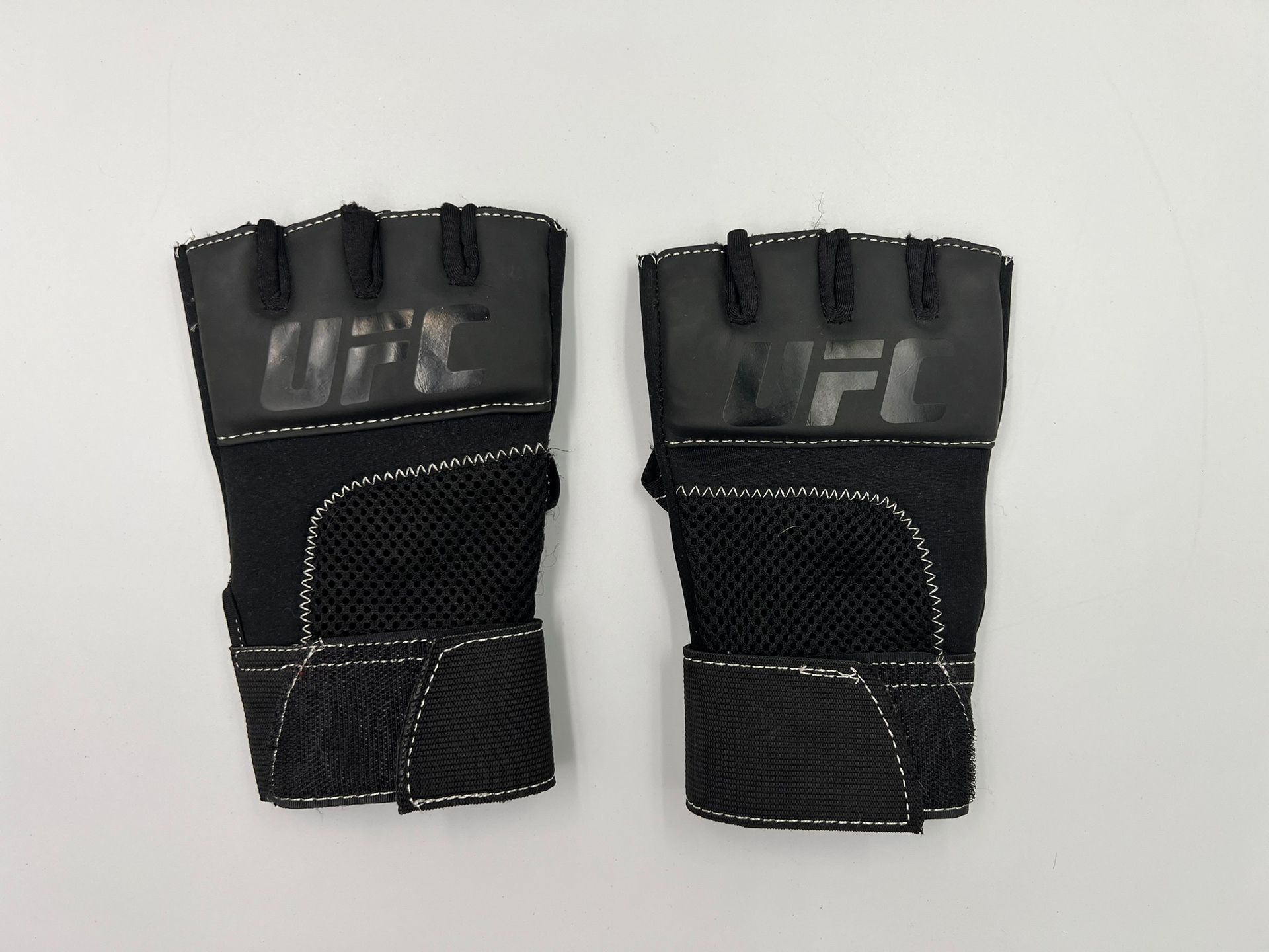 UFC Practice -Training Gloves Black S/M