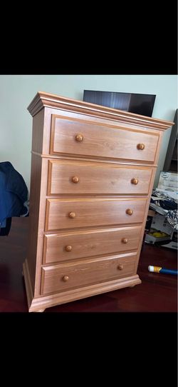 Dresser