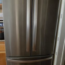 Whirlpool Refrigerator 