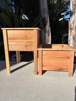 Cedar Wood Planter Bundle