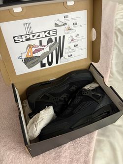 Jordan Spizike Low (GS)  6 youth 7.5/8 Women’s
