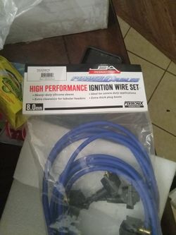$45 BRAND NEW 97 - 01 FORD F150 4.6L BLUE  SPARK PLUGS