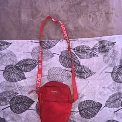 Supreme Waist Bag “Fanny Pack” 