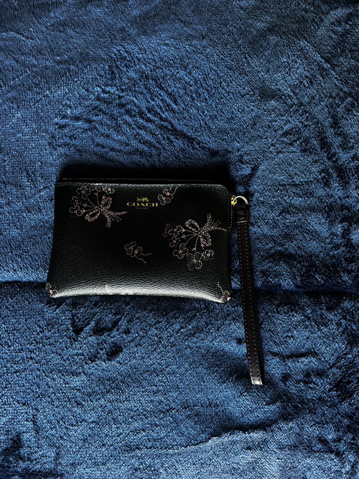 COACH Ribbon Bouquet Corner Zip Wristlet Wallet