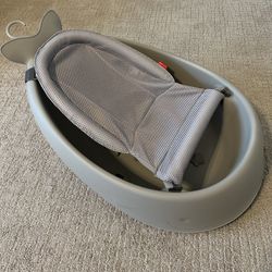 Skip Hob Moby Baby Bath Tub