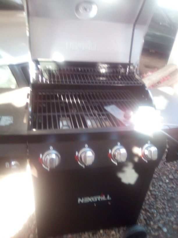 NexGrill (Brand New, Unused) Propane BBQ Grill