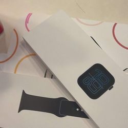 Brand new seal Apple Watch SE 3