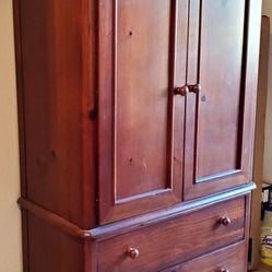 Armoire Wardrobe