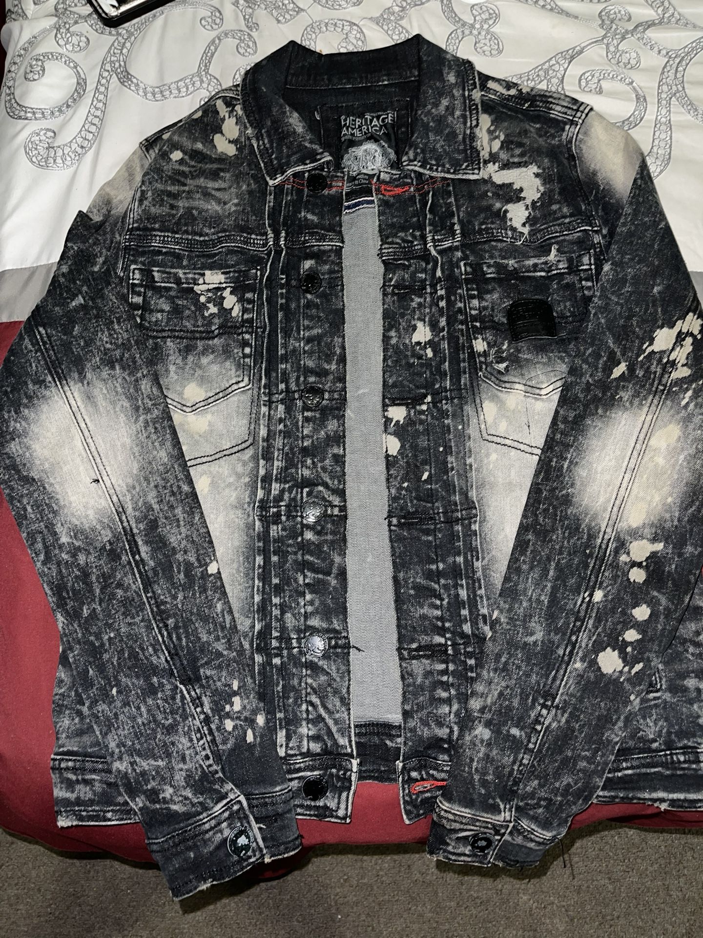 Men’s Gray Denim Jacket