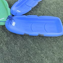 Snow sleds
