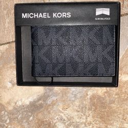 Micheal Kors Wallet