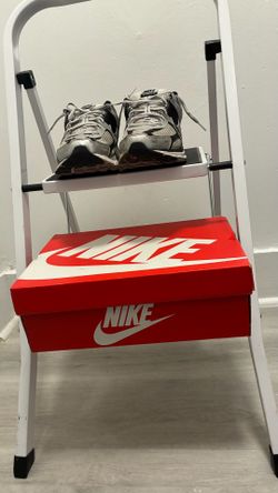 Nike Vomero 5 Matalic