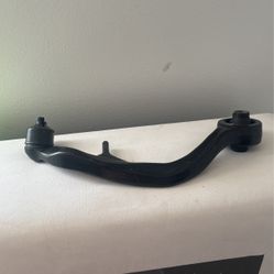 Lower Control Arm 2004 G35