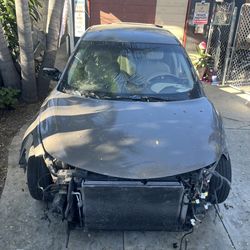 2014 Nissan Altima, parts Only. *2014 Nissan Altima, para partes solamente*