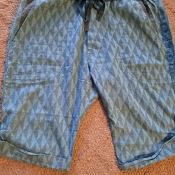 Manaola Shorts