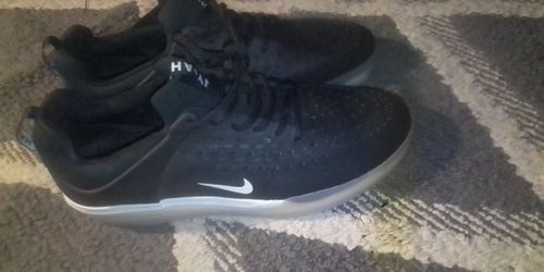 Nike SB Air Zoom BRAND NEW size 9