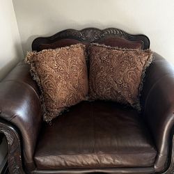 Vintage Accent Chair 