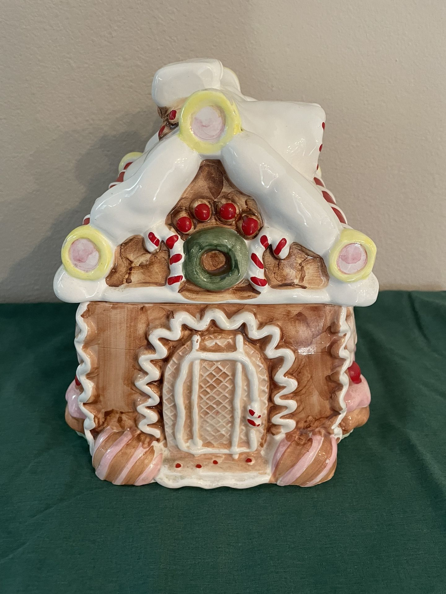 Vintage Gingerbread Cookie Jar