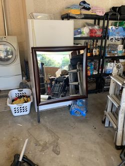 Dresser mirror