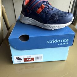 Stride rite Boys Shoes Size :9