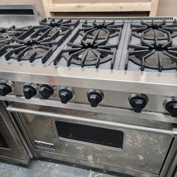 VIKING RANGE 36 INCH WIDE STAINLESS STEEL STOVE WITH WARRANTY 