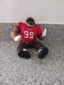 Tampa Bay Buccaneer Warren Sapp Action Figure 