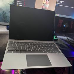 Microsoft Surface Laptop 3 13" Core i5 1 GHZ - SSD 64 GB - 4 GB