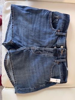 Medium Wash Denim Jeans with Tags