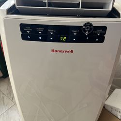 Honeywell Portable 10,000 BTU Air conditioner