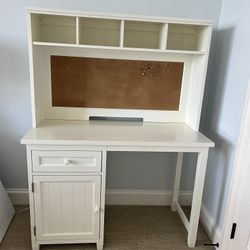 Pottery Barn teen Desk And Hutch